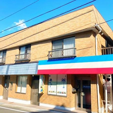 Seaside Pension Petit Shirahama Exterior photo