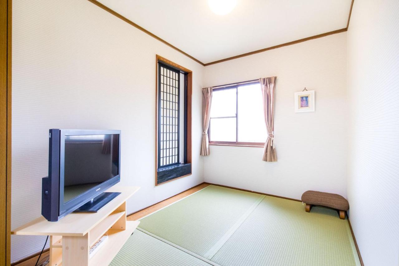 Seaside Pension Petit Shirahama Exterior photo
