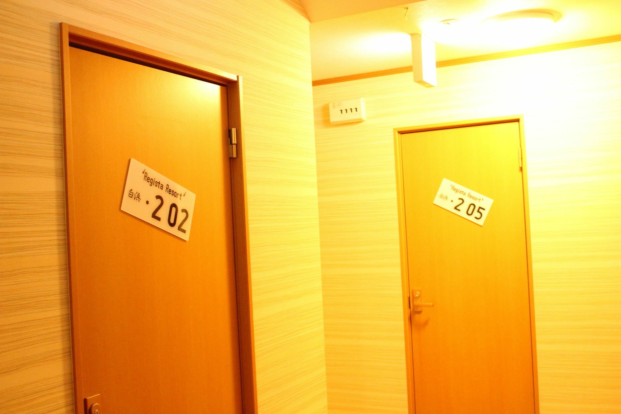 Seaside Pension Petit Shirahama Exterior photo